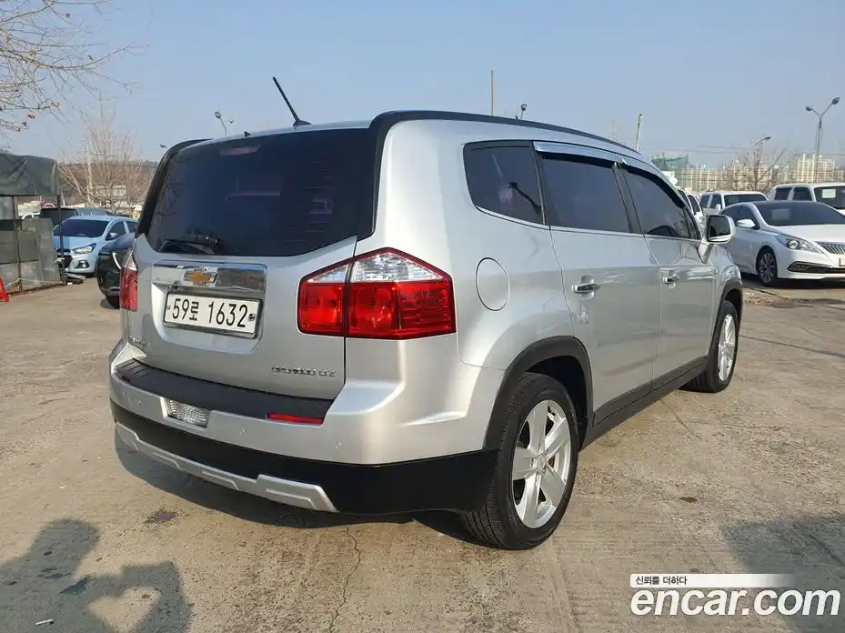 Chevrolet Orlando 2013 2.0 Автомат в Москве № 38321, фото 4