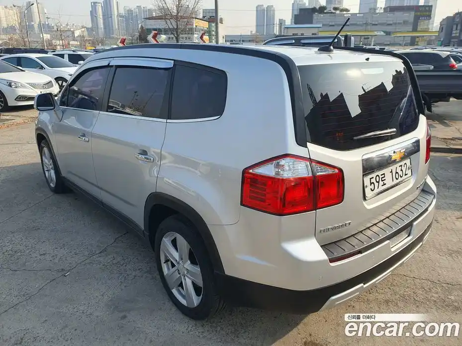 Chevrolet Orlando 2013 2.0 Автомат в Москве № 38321, фото 6