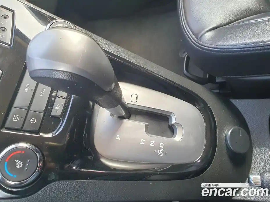 Chevrolet Orlando 2013 2.0 Автомат в Москве № 38321, фото 9