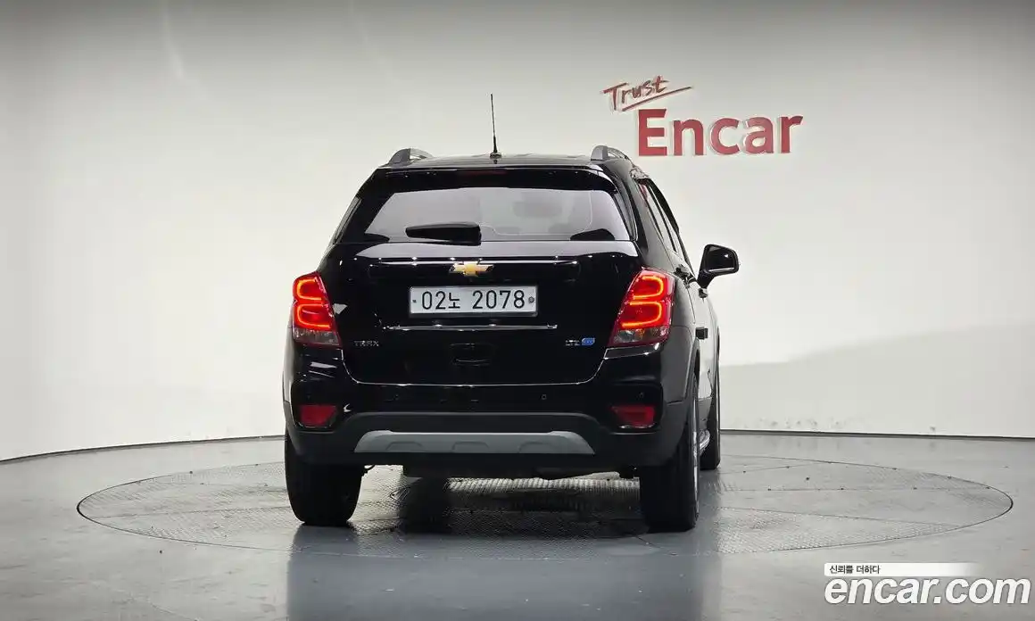 Chevrolet Trax 2017 1.6 Автомат в Москве № 38466, фото 3