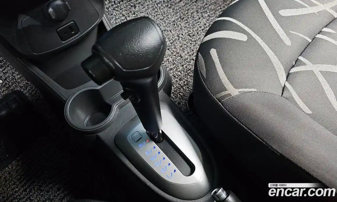 Chevrolet Spark 2014 1.0 Автомат в Москве № 39040, фото 11