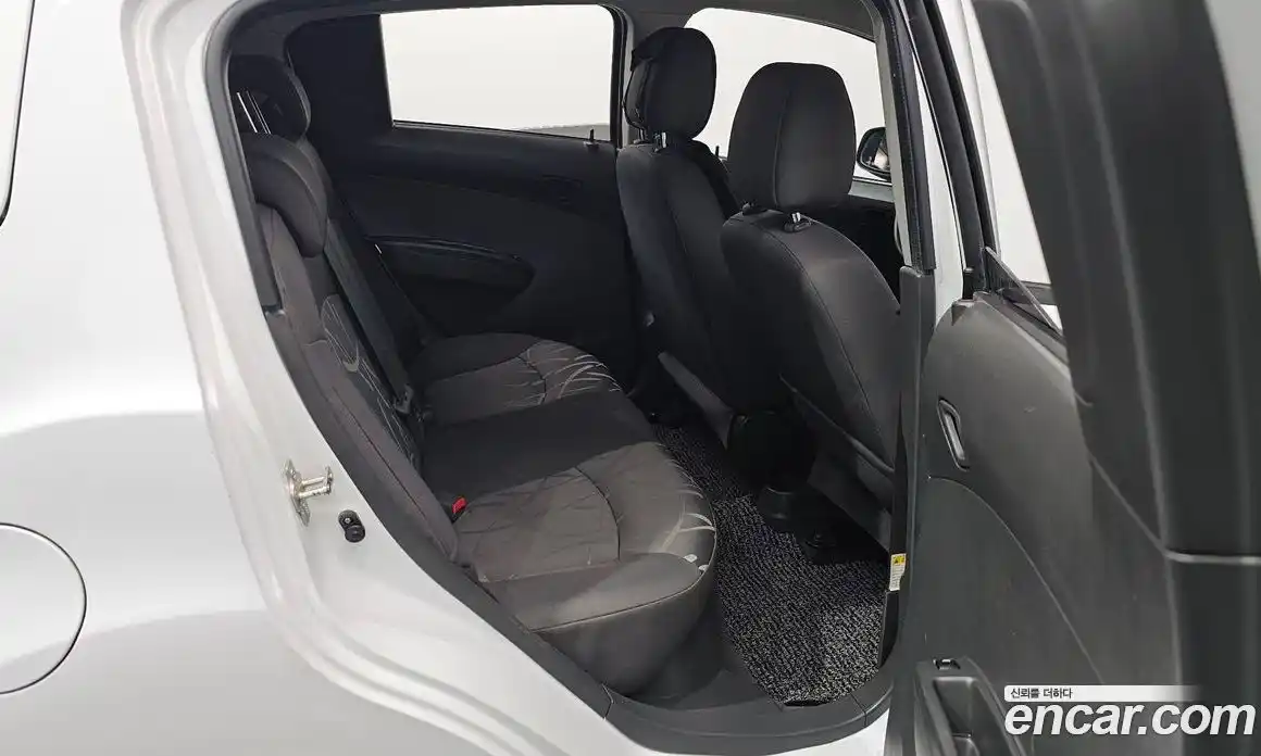 Chevrolet Spark 2014 1.0 Автомат в Москве № 39040, фото 20