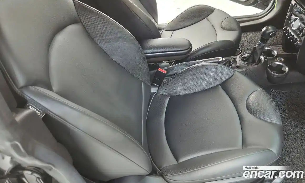 Mini Coupe 2012 1.6 Автомат в Москве № 395079, фото 15