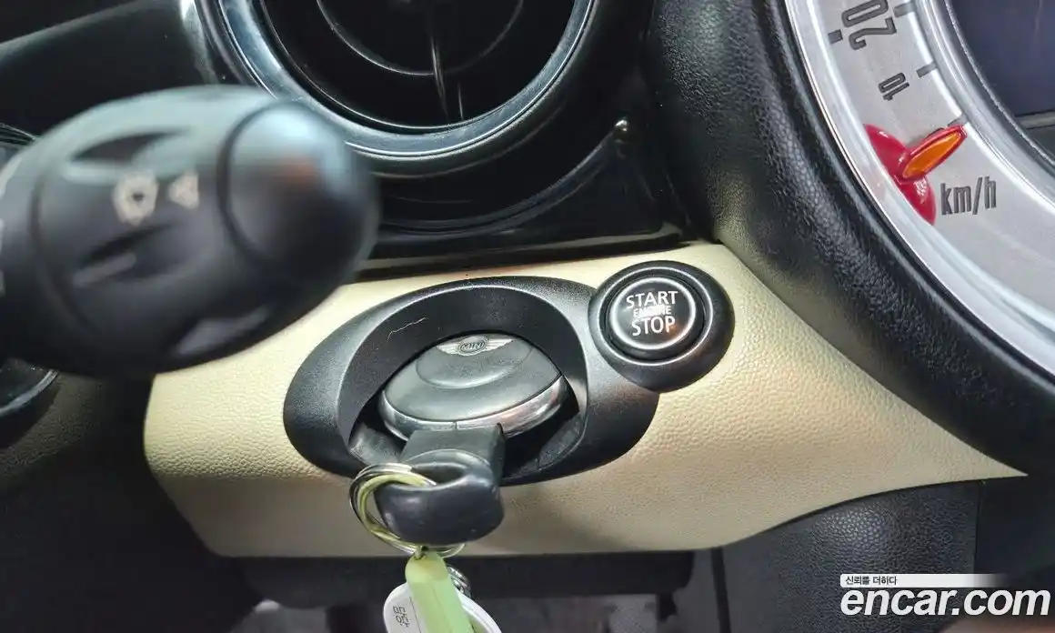 Mini Coupe 2012 1.6 Автомат в Москве № 395079, фото 18