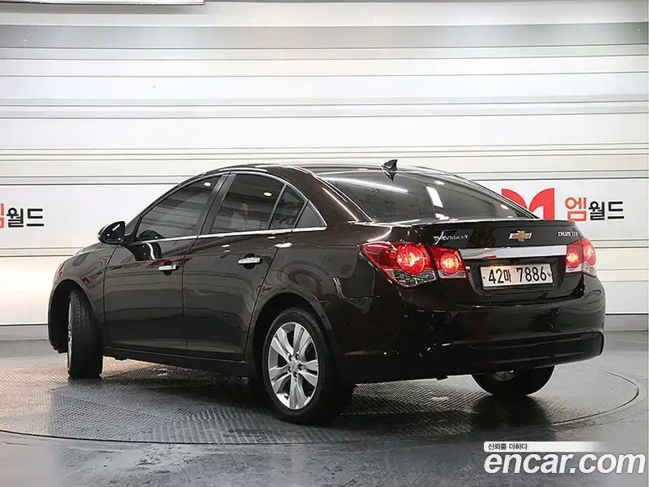 Chevrolet Cruze 2014 1.8 Автомат в Москве № 39589, фото 3