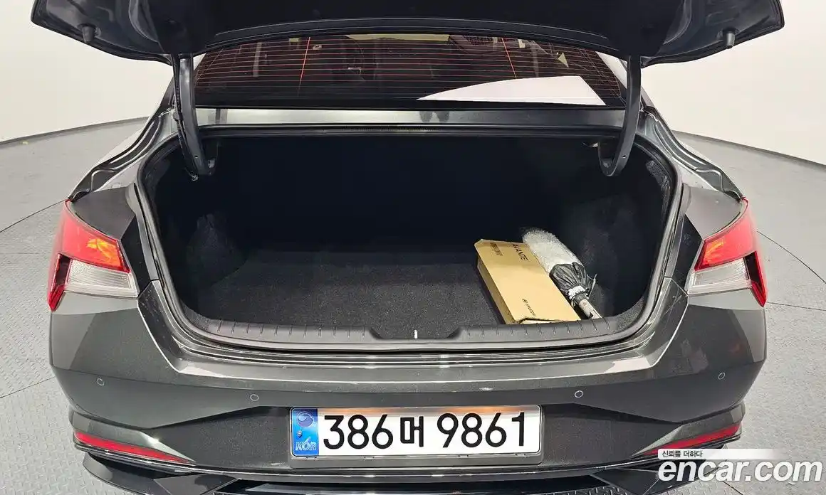 Hyundai Avante 2023 1.6 Автомат в Москве № 397450, фото 20