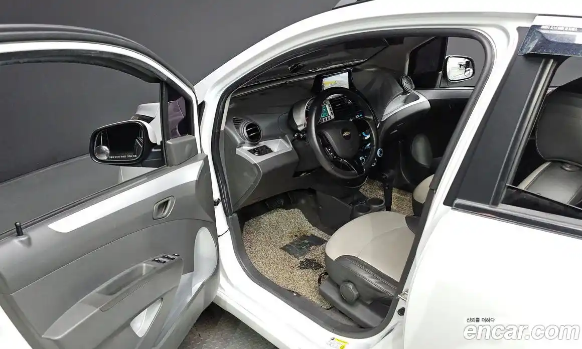 Chevrolet Spark 2012 1.0 Автомат в Москве № 41009, фото 13