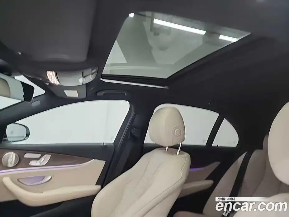 Mercedes-Benz E-Class 2023 1.9 Автомат в Москве № 411844, фото 15