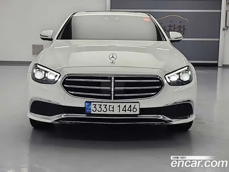 Mercedes-Benz E-Class 2023 1.9 Автомат в Москве № 411844, фото 3