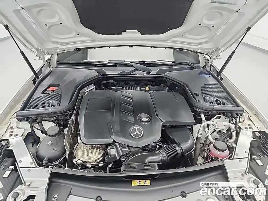 Mercedes-Benz E-Class 2023 1.9 Автомат в Москве № 411844, фото 5