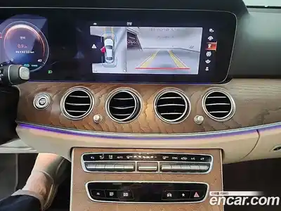 Mercedes-Benz E-Class 2023 1.9 Автомат в Москве № 411844, миниатюра 10