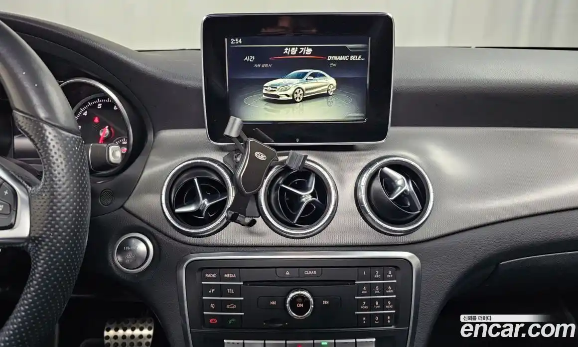 Mercedes-Benz CLA-Class 2018 2.0 Автомат в Москве № 412589, фото 14