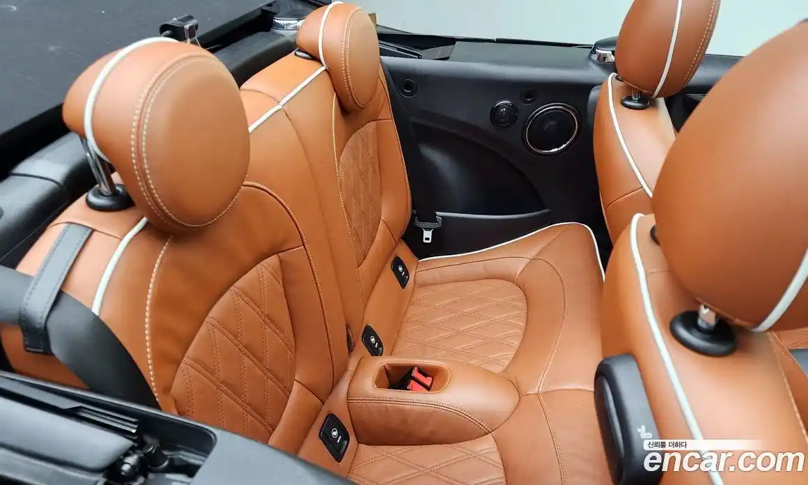 Mini Cooper Convertible 2017 2.0 Автомат в Москве № 432082, фото 11