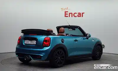 Mini Cooper Convertible 2017 2.0 Автомат в Москве № 432082, миниатюра 2