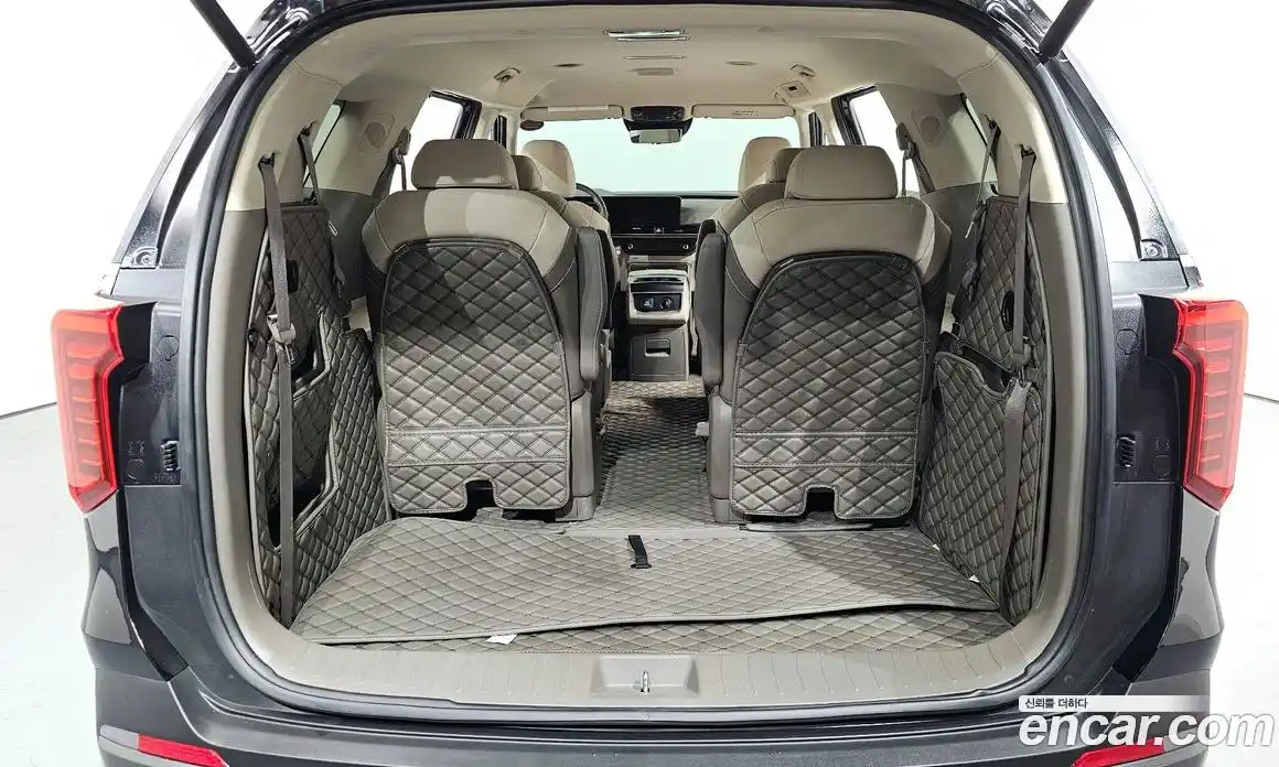 Kia Canival 2024 3.5 Автомат в Москве № 4411, фото 11