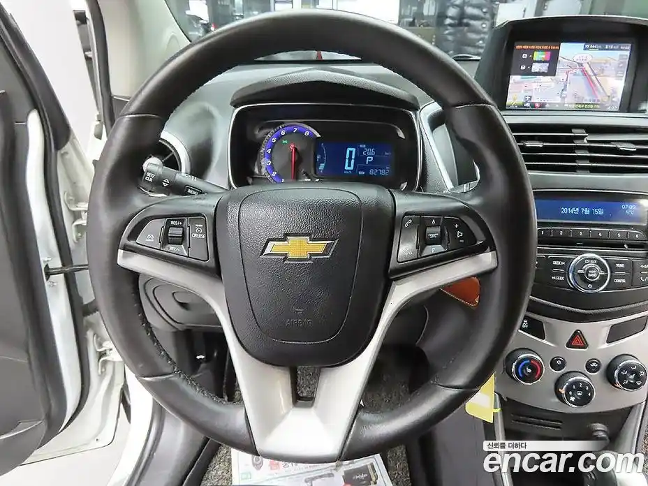 Chevrolet Trax 2015 1.4 Автомат в Москве № 452460, фото 13