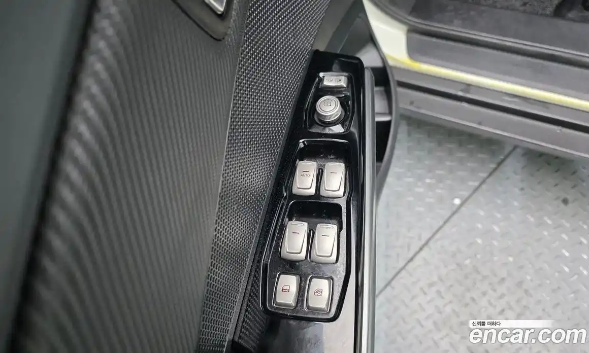 SsangYong TIBOLI 2018 1.6 Автомат в Москве № 453676, фото 14