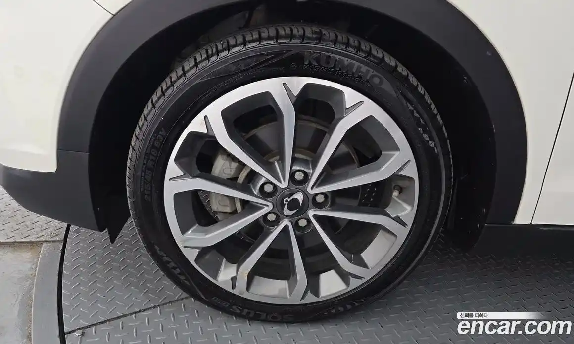 SsangYong TIBOLI 2018 1.6 Автомат в Москве № 453676, фото 5