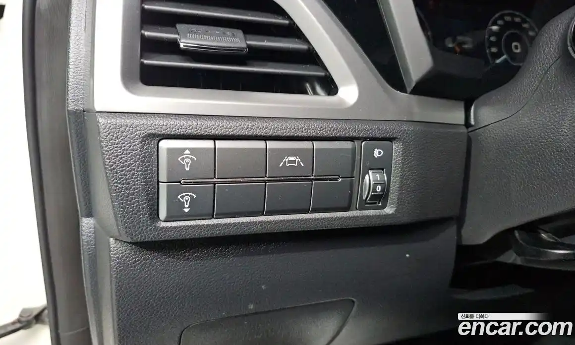 SsangYong Korando 2019 1.6 Автомат в Москве № 454075, фото 16