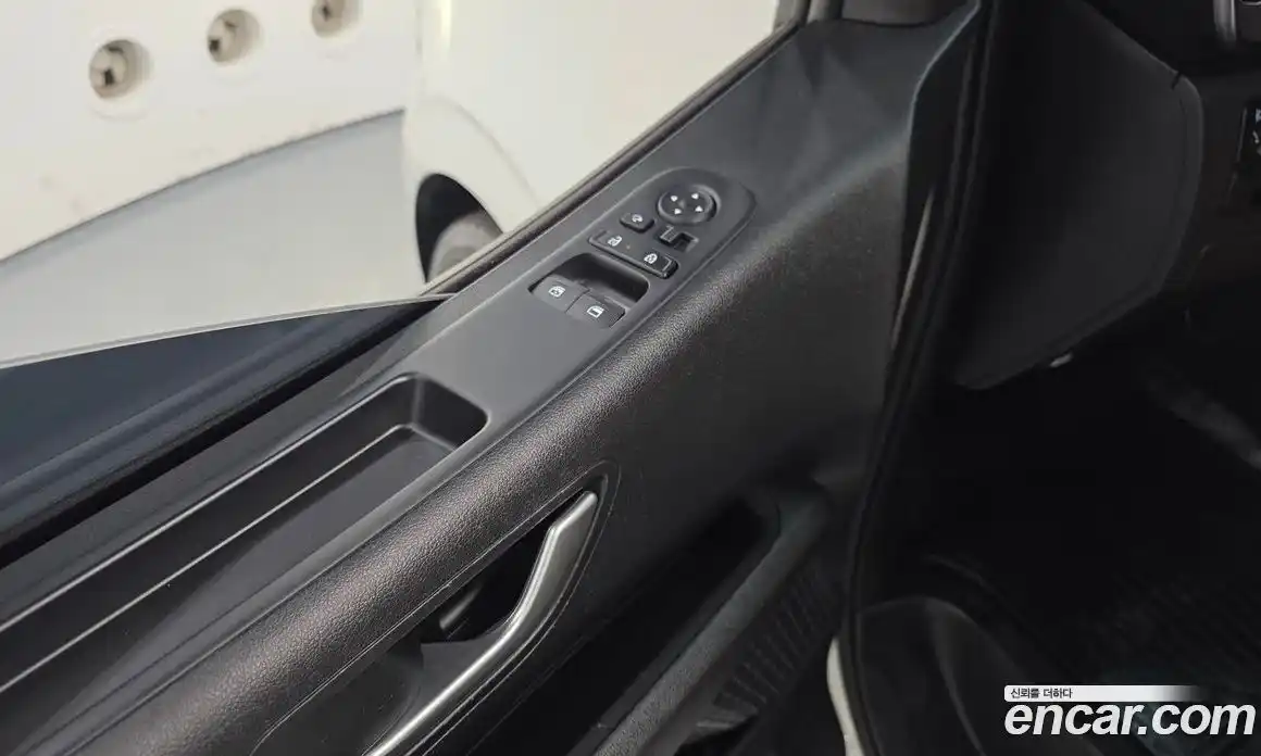 Hyundai Staria 2025 1.6 Автомат в Москве № 458292, фото 17