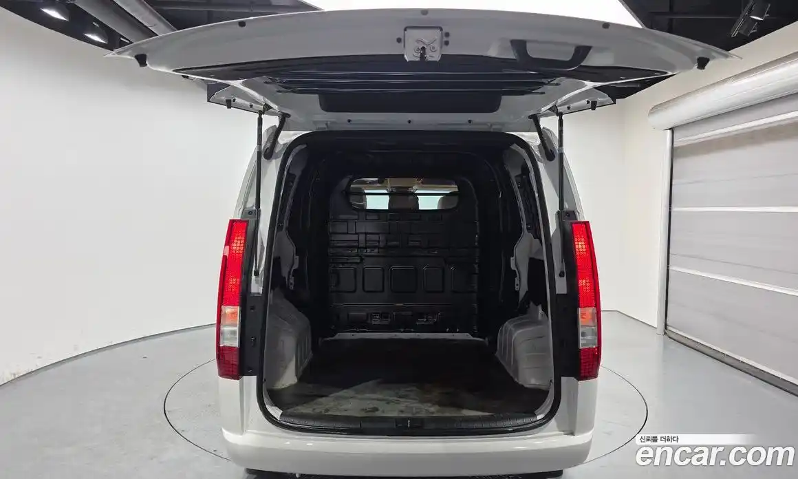 Hyundai Staria 2025 1.6 Автомат в Москве № 458292, фото 20