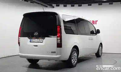 Hyundai Staria 2025 1.6 Автомат в Москве № 458292, миниатюра 2