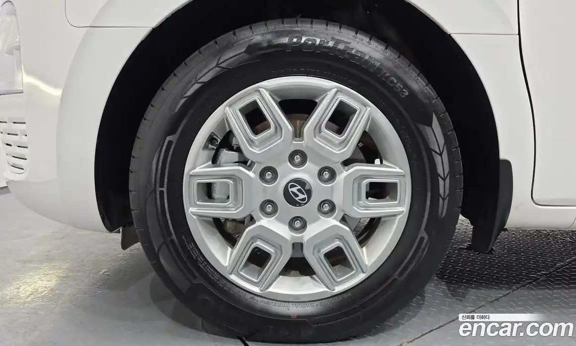 Hyundai Staria 2025 1.6 Автомат в Москве № 458292, фото 5