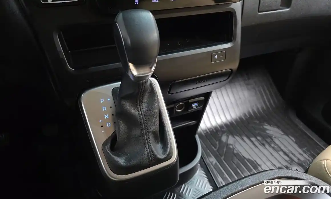 Hyundai Staria 2025 1.6 Автомат в Москве № 458292, фото 9