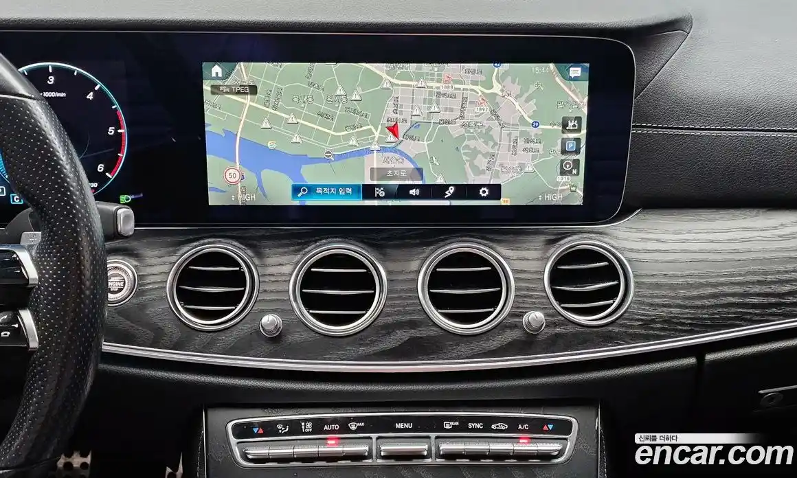 Mercedes-Benz E-Class 2021 1.9 Автомат в Москве № 468022, фото 19