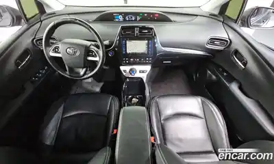 Toyota Prius 2018 1.8 Автомат в Москве № 472981, миниатюра 7