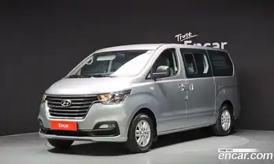 Hyundai Starex 2019 2.5 Автомат в Москве № 4879, миниатюра 2