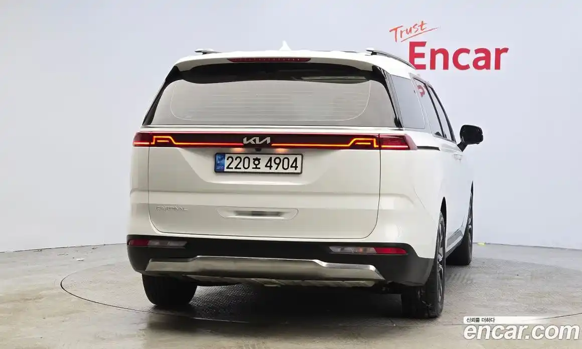 Kia Canival 2023 2.2 Автомат в Москве № 50327, фото 14