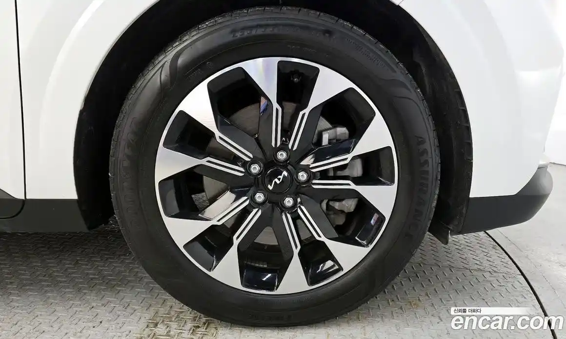 Kia Canival 2023 2.2 Автомат в Москве № 50327, фото 16