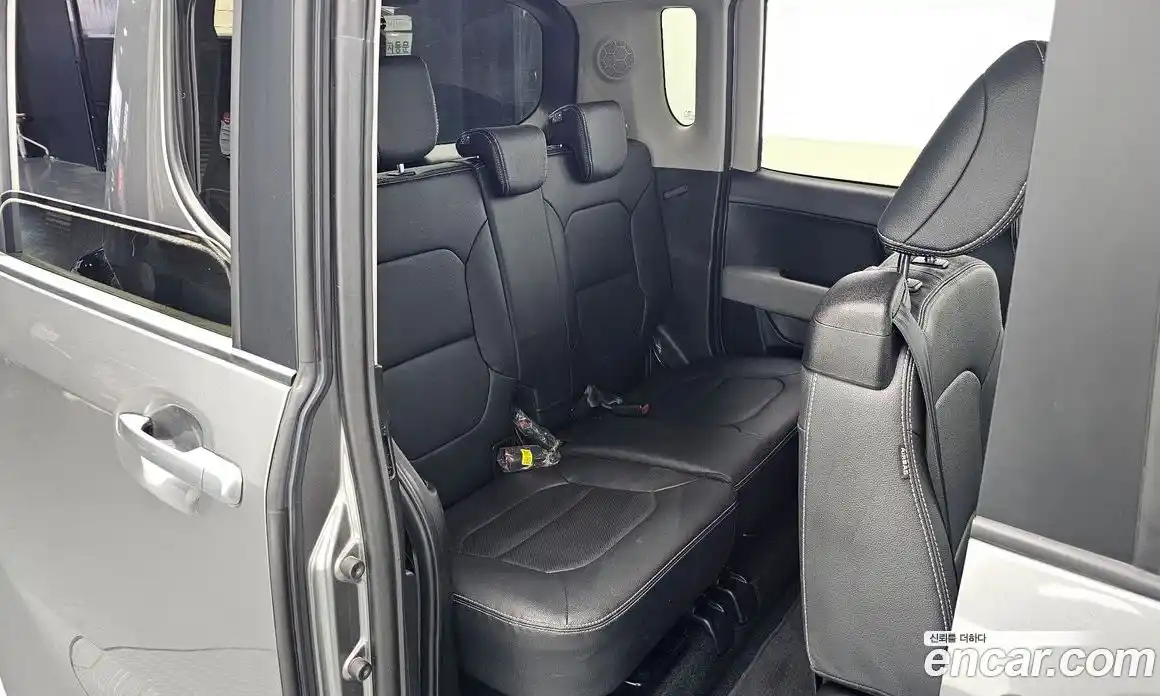 Kia Ray 2024 1.0 Автомат в Москве № 56209, фото 3