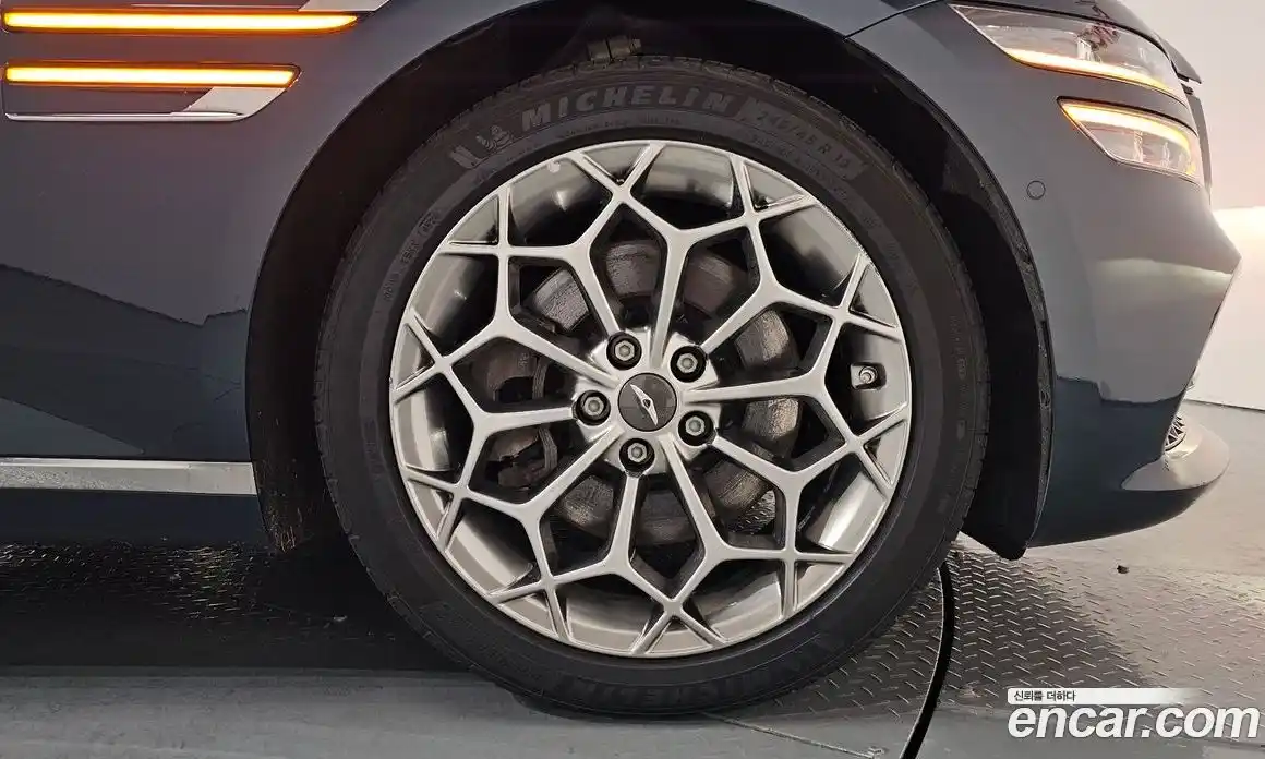 Genesis G80 2021 2.5 Автомат в Москве № 56546, фото 18