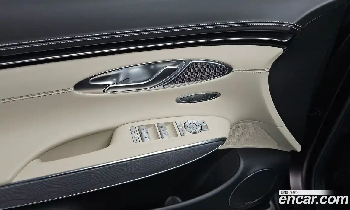 Genesis GV70 2024 2.5 Автомат в Москве № 56741, фото 15