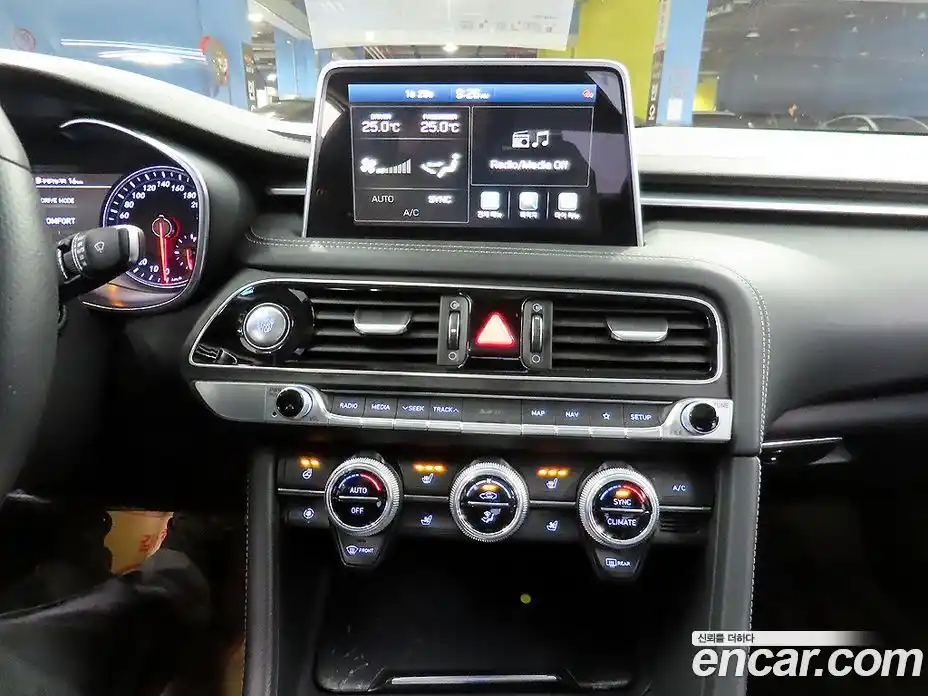 Genesis G70 2020 2.0 Автомат в Москве № 80167, фото 16