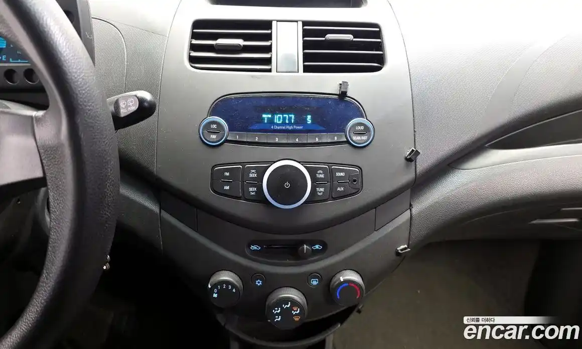 Chevrolet Spark 2012 1.0 Автомат в Москве № 81860, фото 14