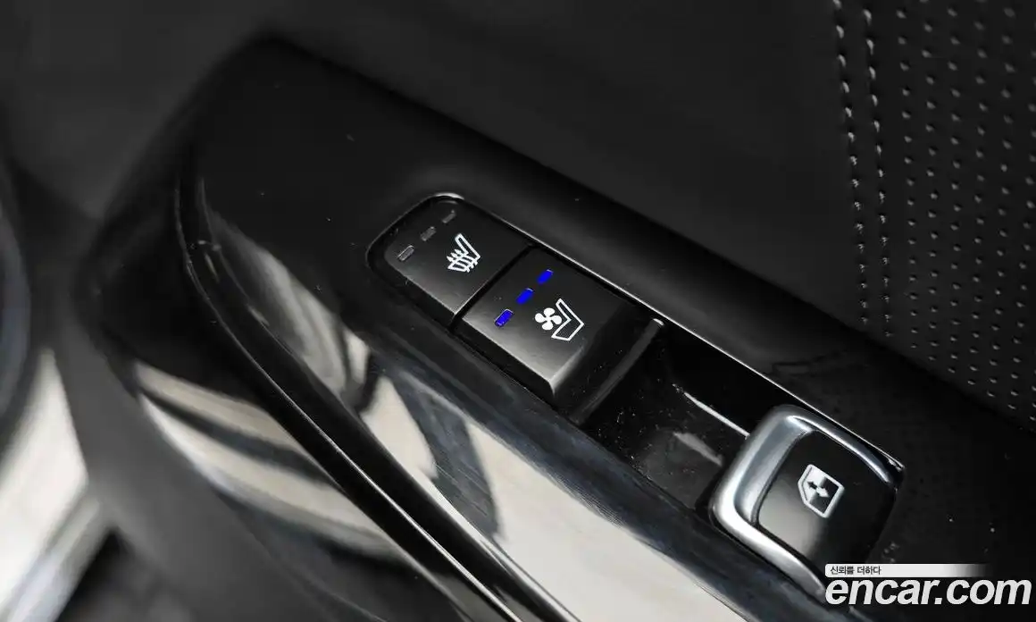 Kia Mohave 2021 3.0 Автомат в Москве № 95574, фото 19