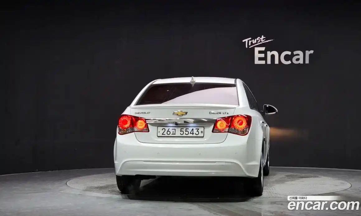 Chevrolet Cruze 2014 1.8 Автомат в Москве № 99849, фото 5