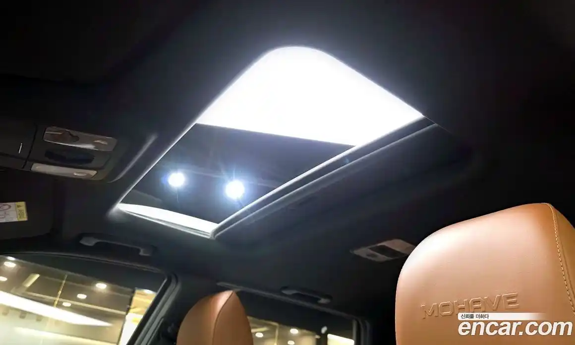 Kia Mohave 2024 3.0 Автомат в Москве № 102819, фото 19