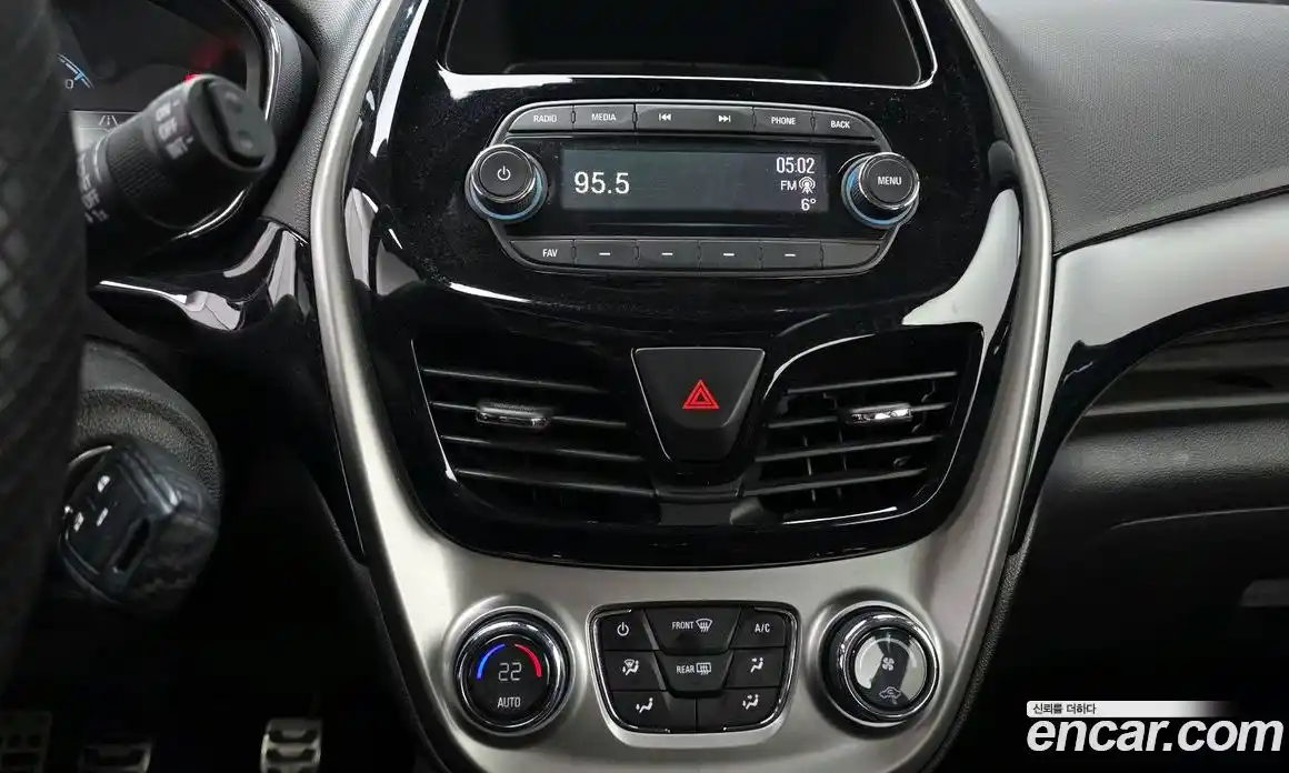 Chevrolet Spark 2018 1.0 Механическая в Москве № 105063, фото 20