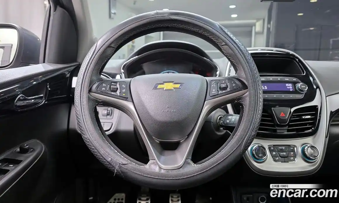 Chevrolet Spark 2018 1.0 Механическая в Москве № 105063, фото 10