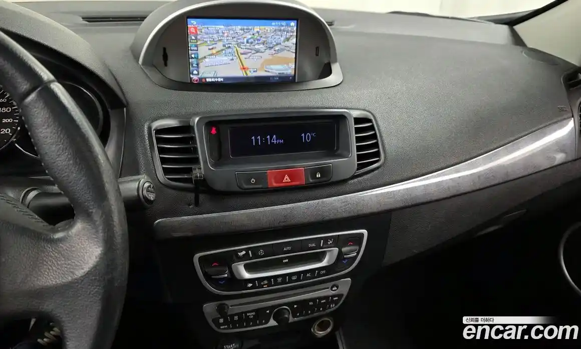 Renault SM3 2011 1.6 Автомат в Москве № 106113, фото 8