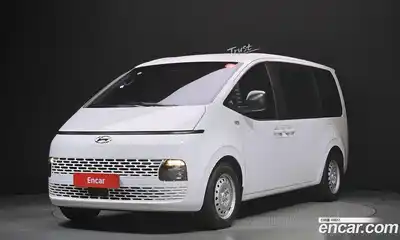 Hyundai Staria, 2023