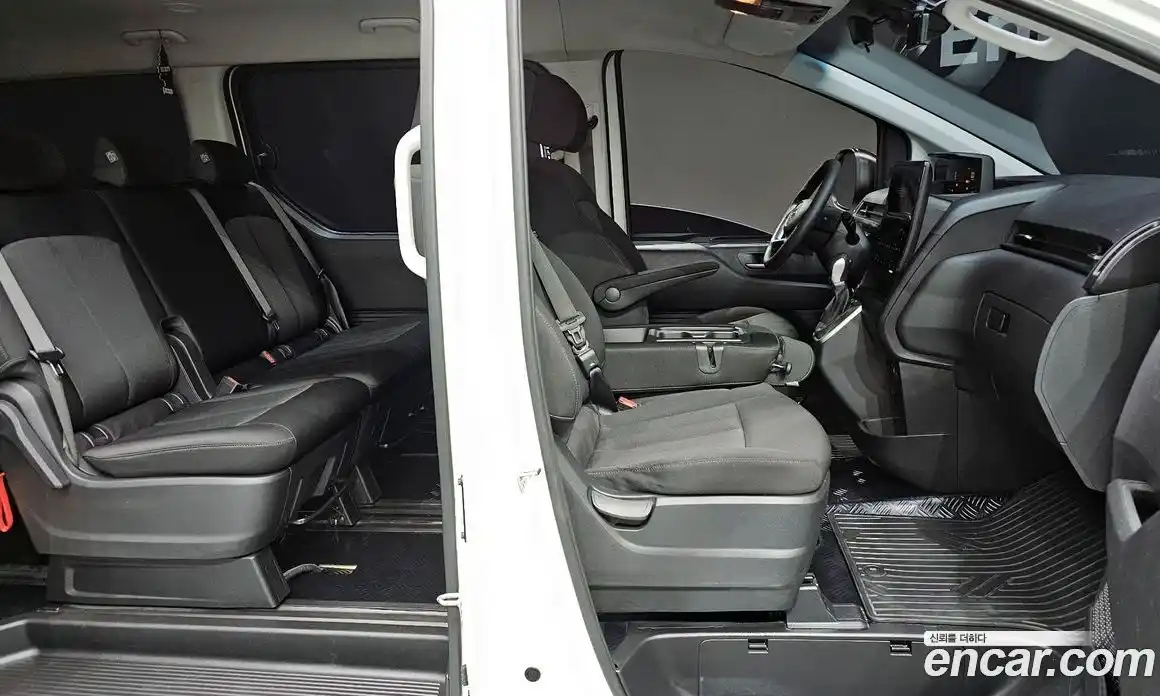 Hyundai Staria 2023 2.2 Автомат в Москве № 111369, фото 10