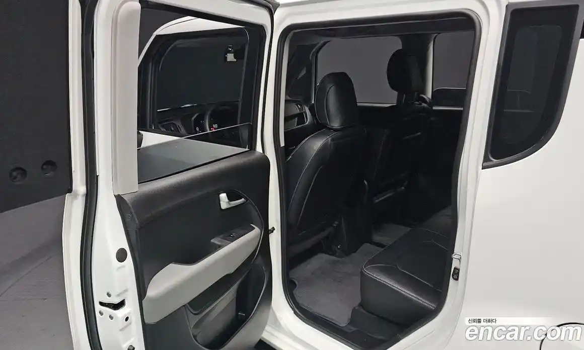 Kia Ray 2024 1.0 Автомат в Москве № 115470, фото 1