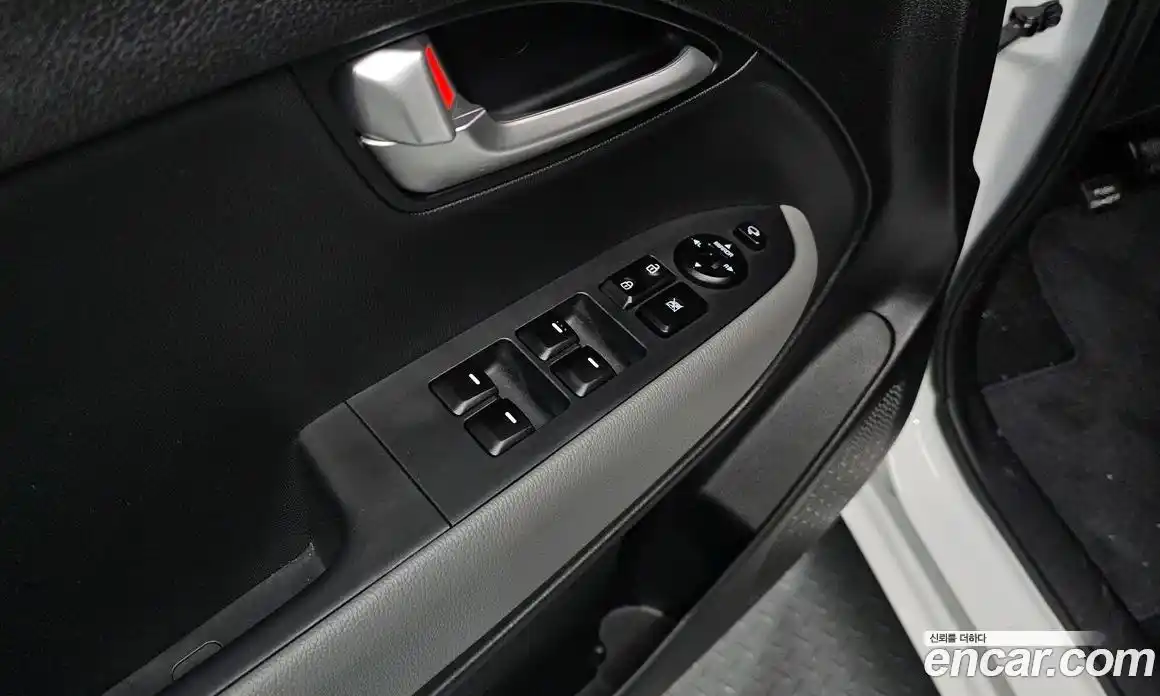 Kia Ray 2024 1.0 Автомат в Москве № 115470, фото 16