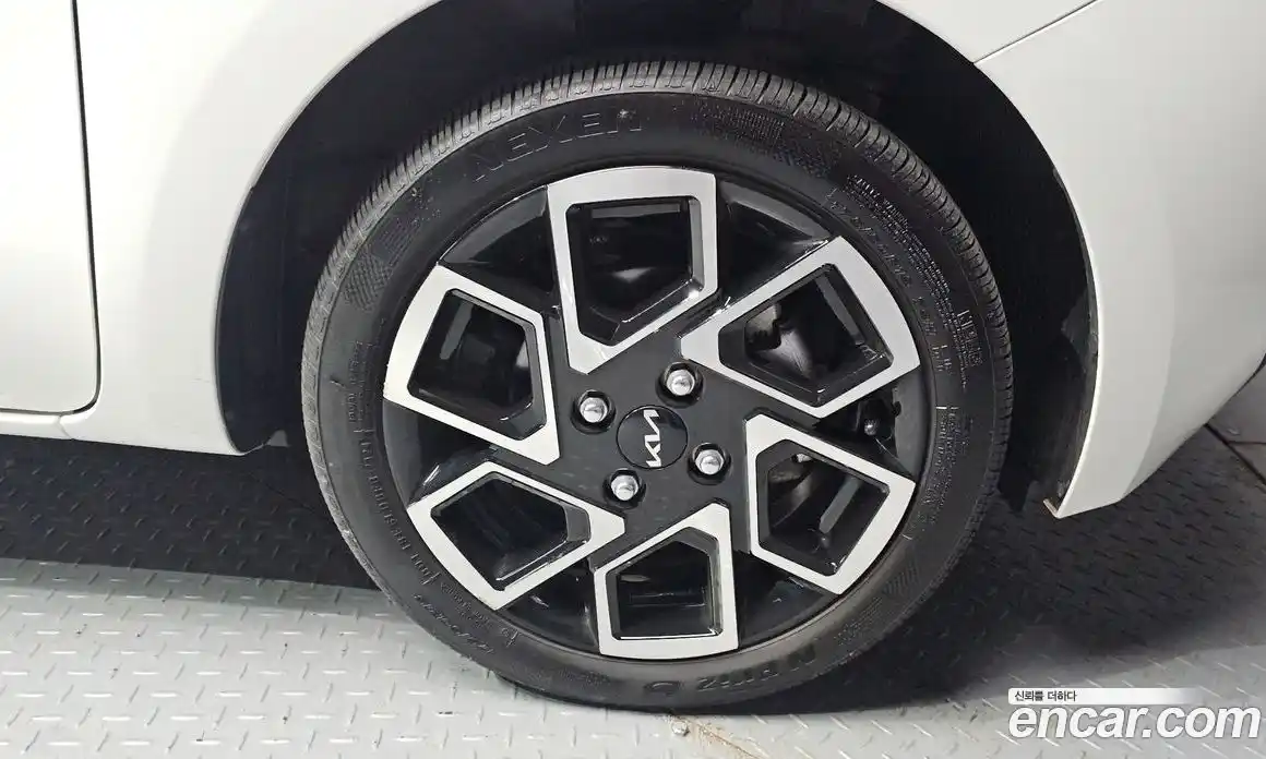 Kia Ray 2024 1.0 Автомат в Москве № 115470, фото 7