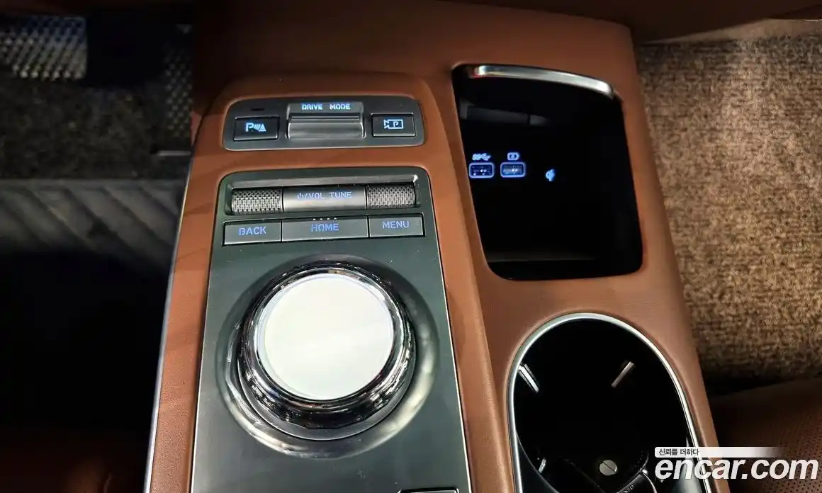 Genesis GV70 2022 2.2 Автомат в Москве № 119005, фото 17